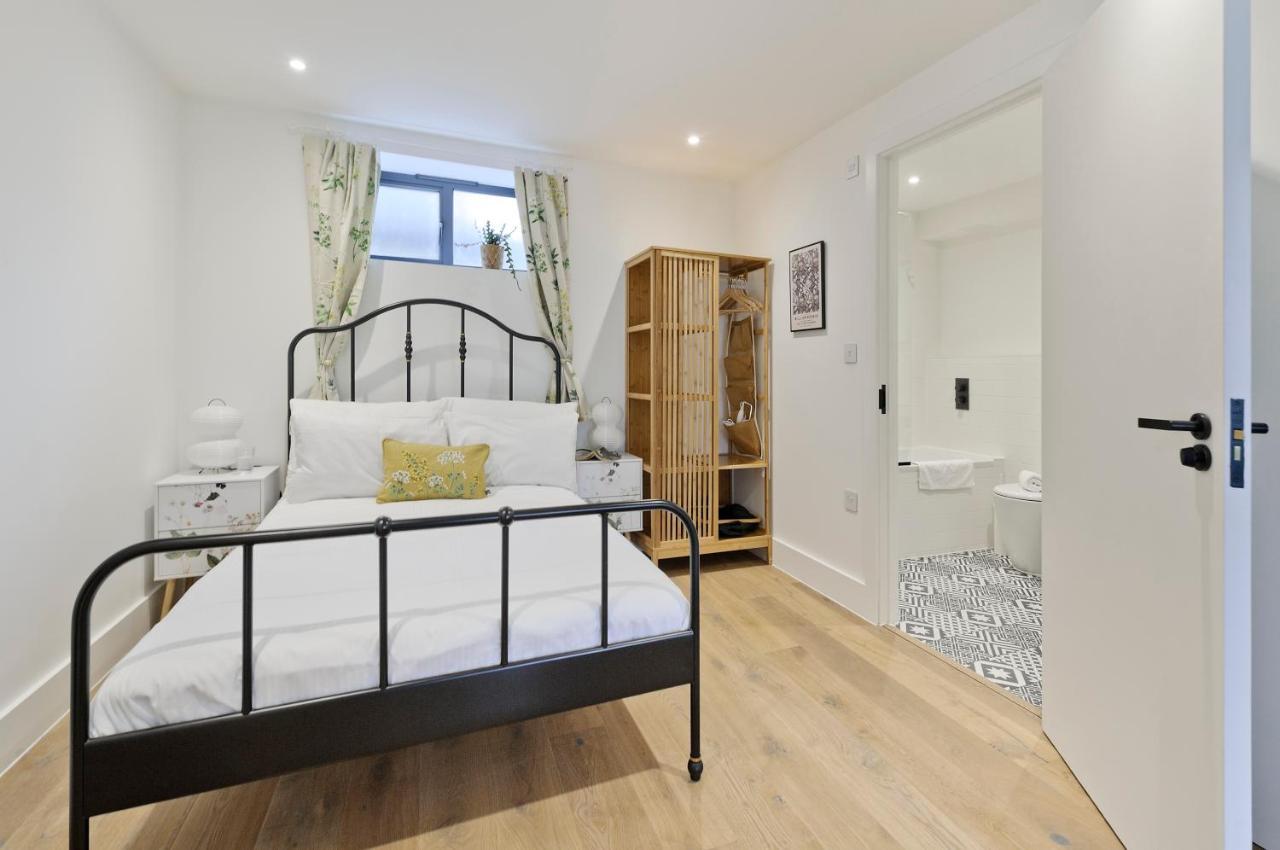 Luxury One Bedroom Greenwich Studio Apartment Near Canary Wharf By Underthedoormat London Exterior photo